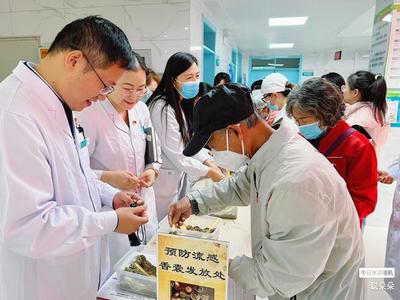 河北保定:莲池区王庄社区卫生服务中心开展重阳节义诊